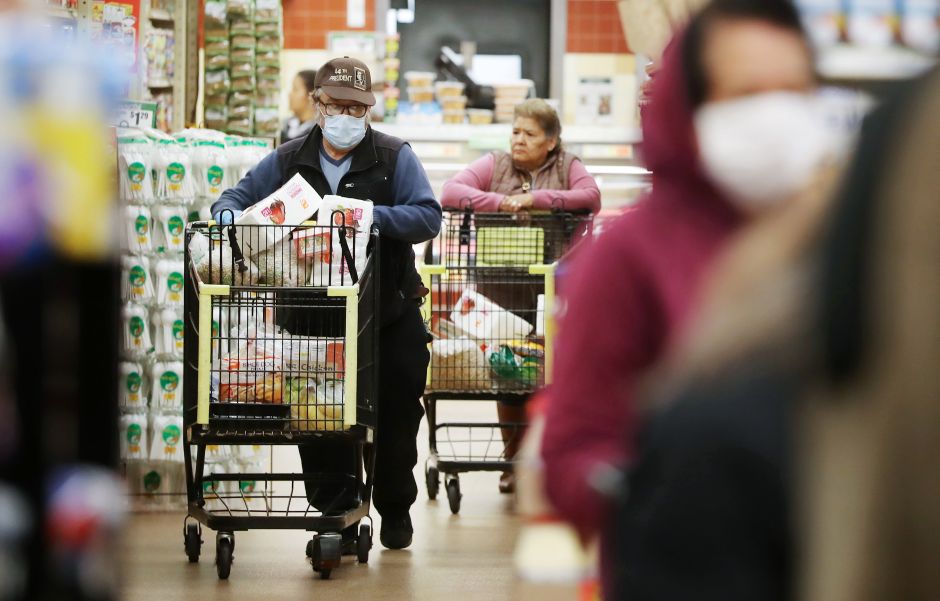 Nearly 100 cases of coronavirus in Los Angeles essential stores