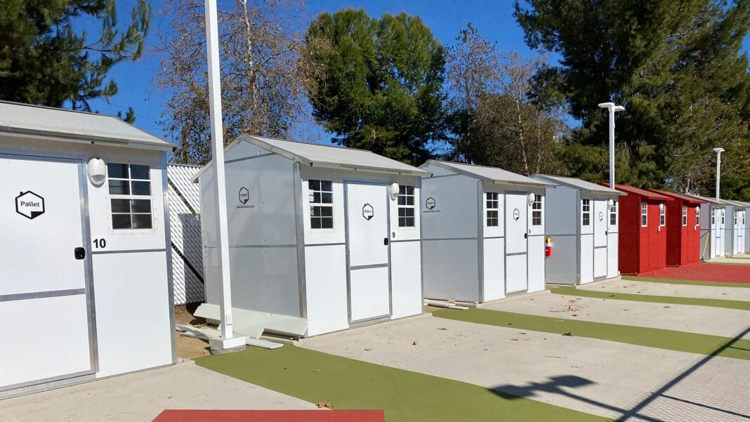 Does LA County allow tiny houses?