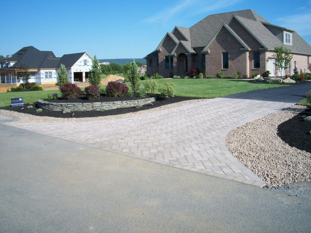 How do you beautify a gravel driveway?