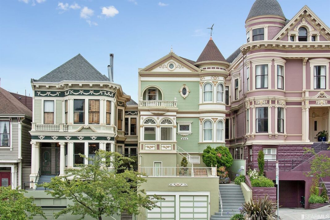 How much does a Bay Area realtor make?
