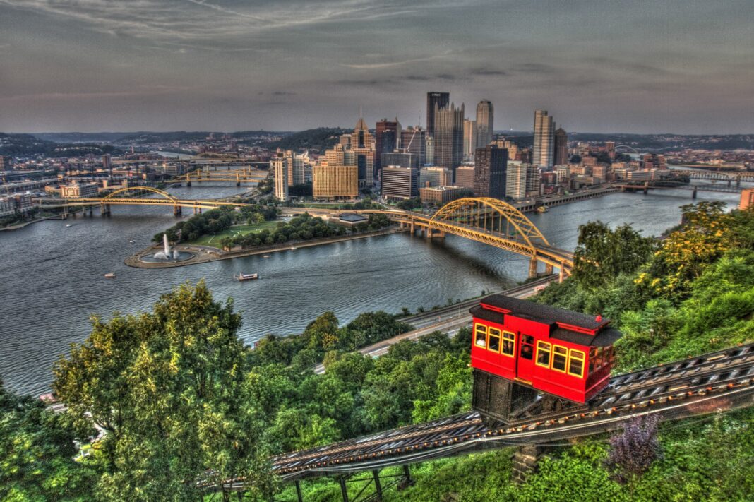 Is Downtown Pittsburgh safe to live?