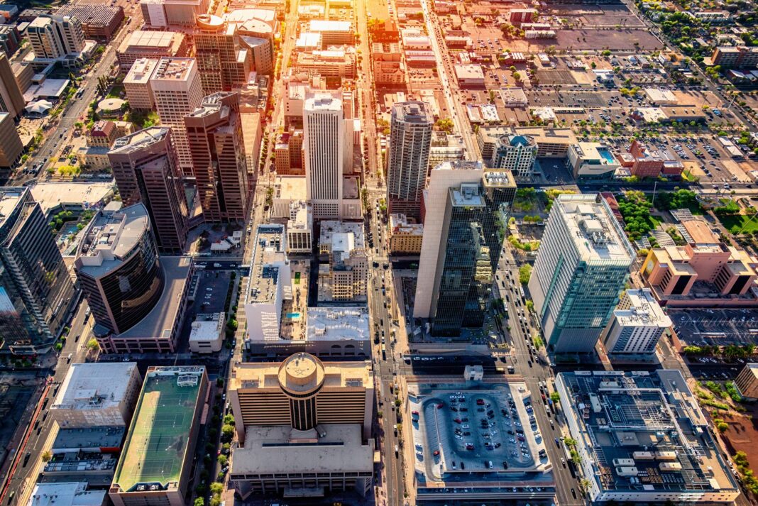 Is downtown Phoenix safe to walk?