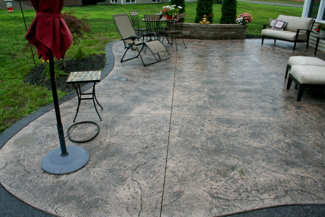 What are the pros and cons of stamped concrete?