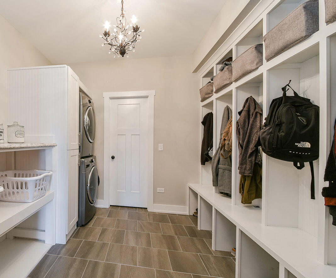 What is a good size for a mudroom?