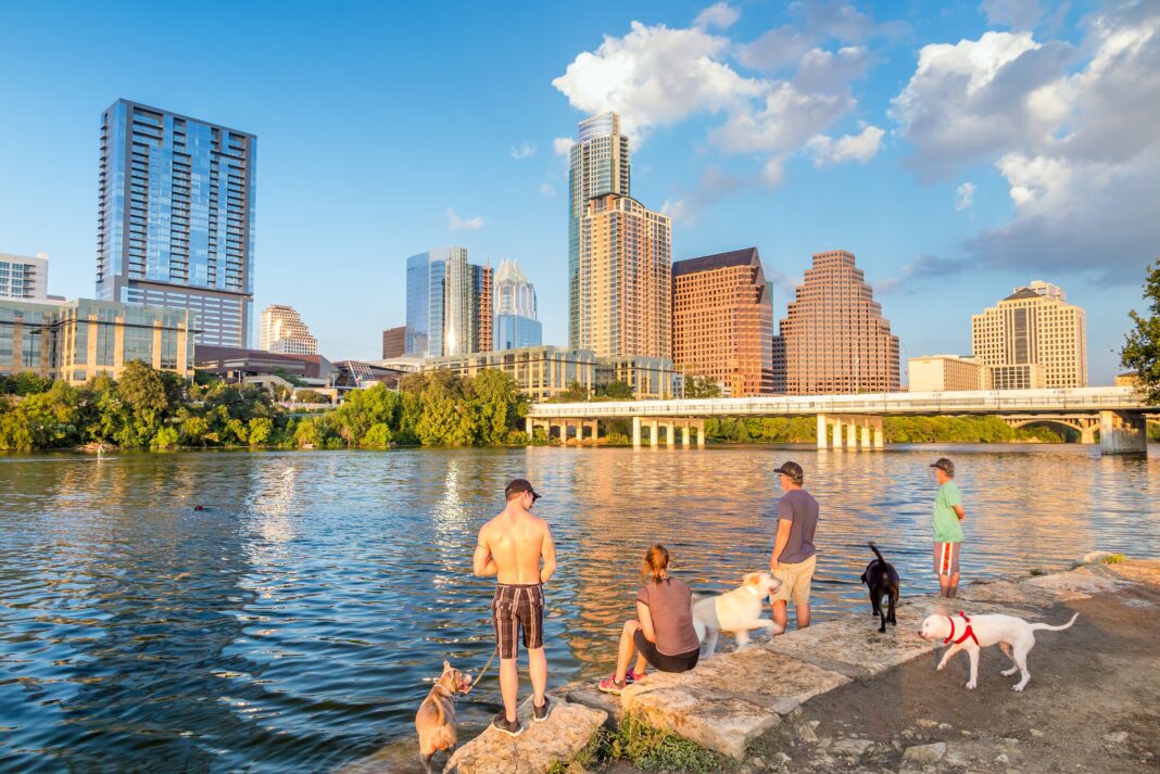 What should I know before moving to Austin?
