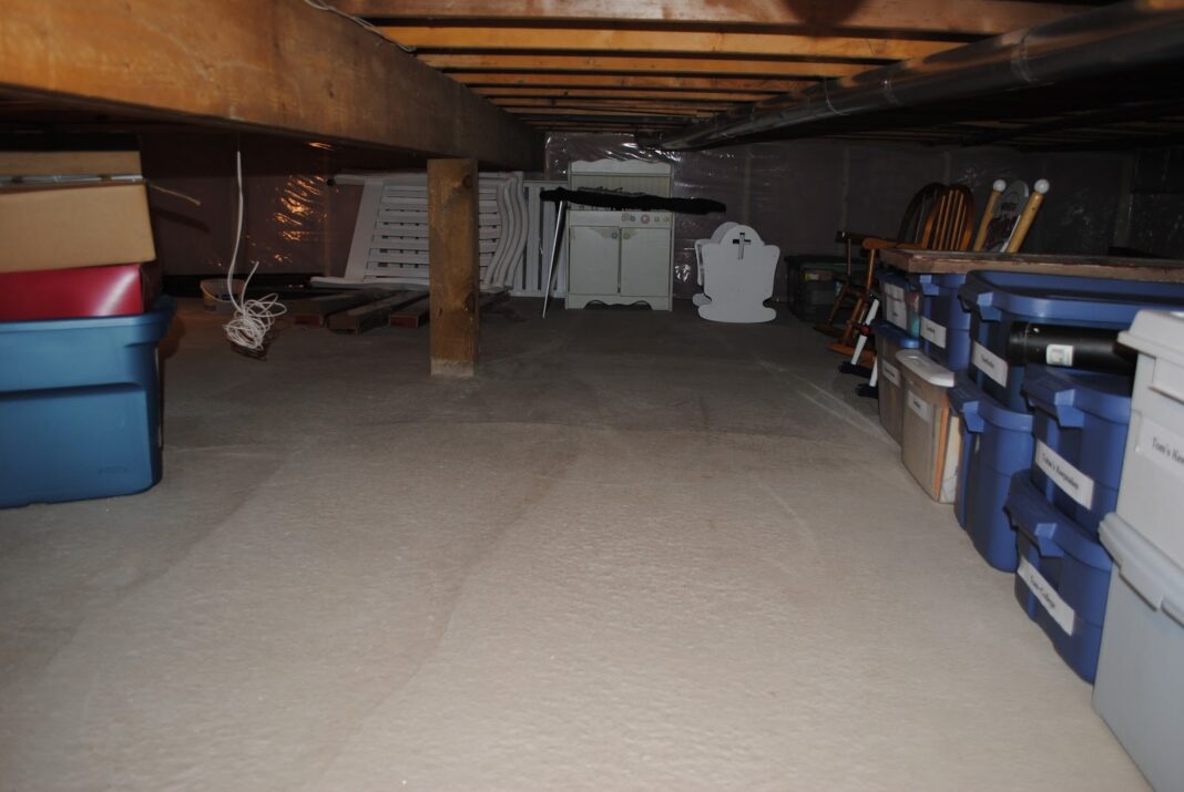 What should not be stored in a crawl space?