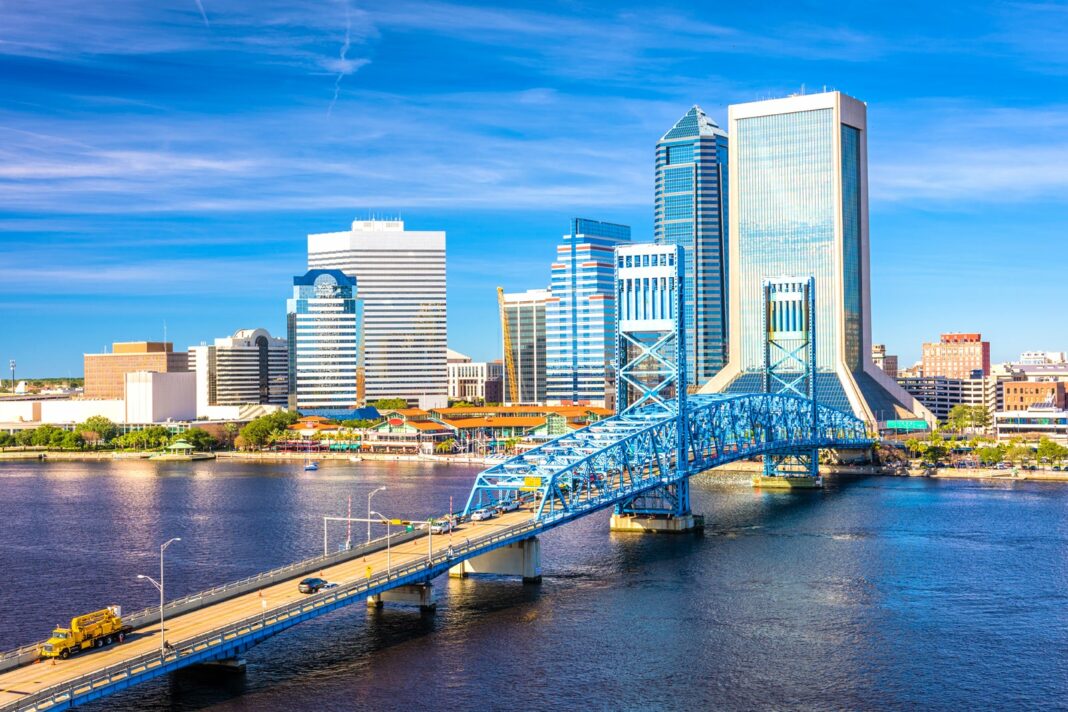 Why do people move to Jacksonville FL?
